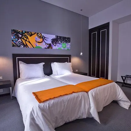 Internacional Design Hotel 4*