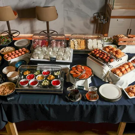 Internacional Design Готель 4*