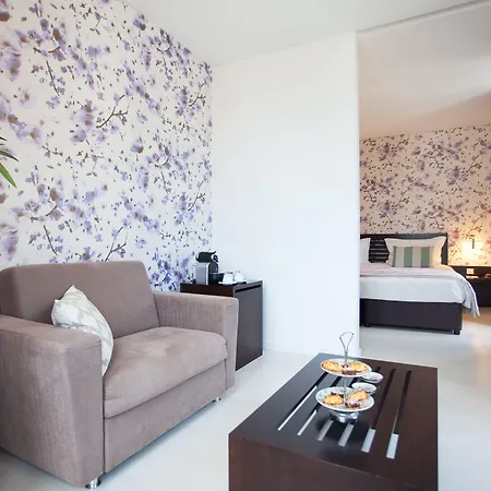 Szálloda Internacional Design 4*