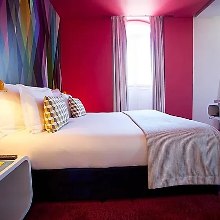 Internacional Design 4*