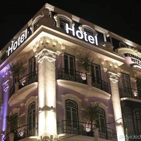 Internacional Design Готель Лісабон