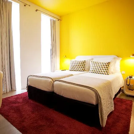 Internacional Design Готель