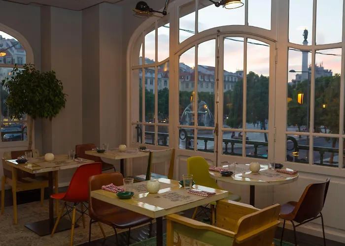 מלון Internacional Design