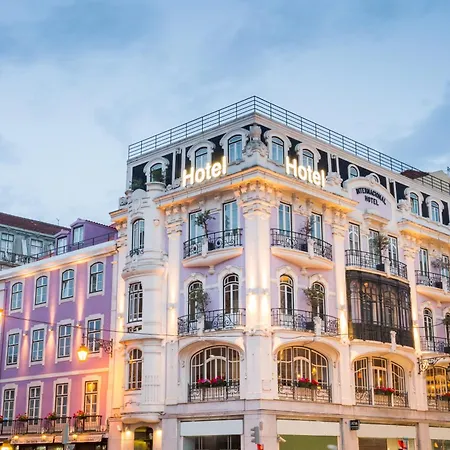 Internacional Design 4*